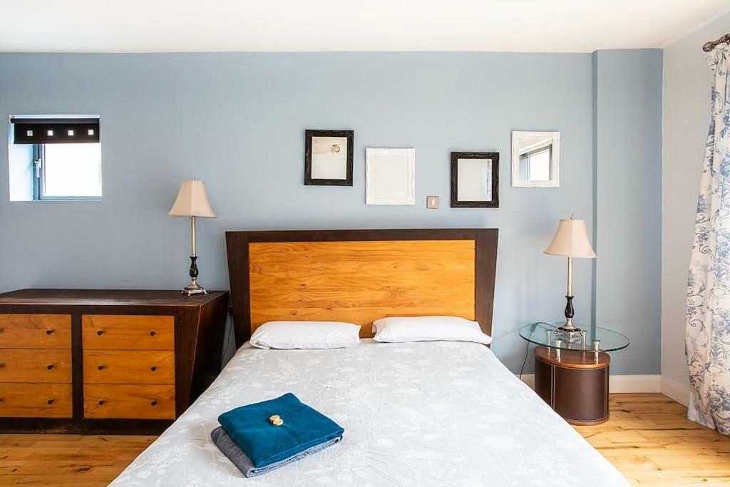 Spacious Belfast City Centre Duplex Apartment ภายนอก รูปภาพ